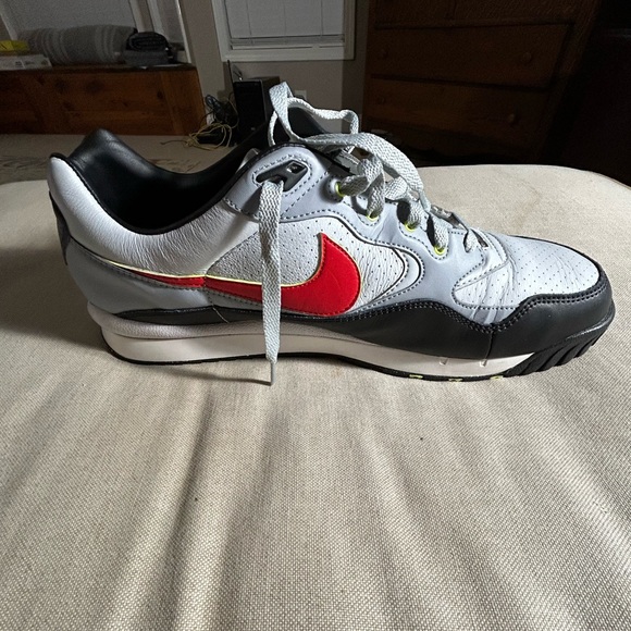 Nike Men's ACG Wildwood size 13 - Picture 2 of 9